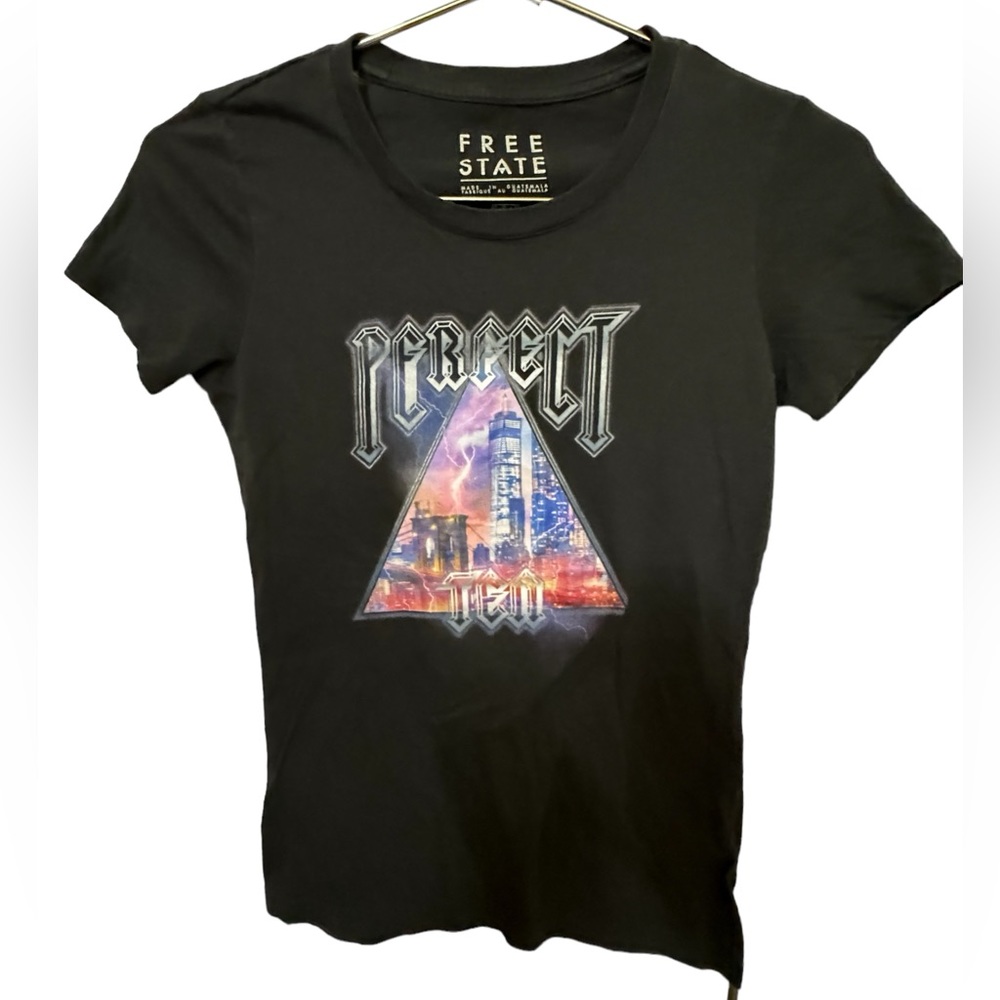 Free State Perfect Ten 10 Black Women’s S T-Shirt Surf Skate